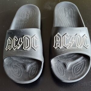 CROCS Black AC/DC Slide Sandals, Men's 10/ Women's 12, Excellent Condition